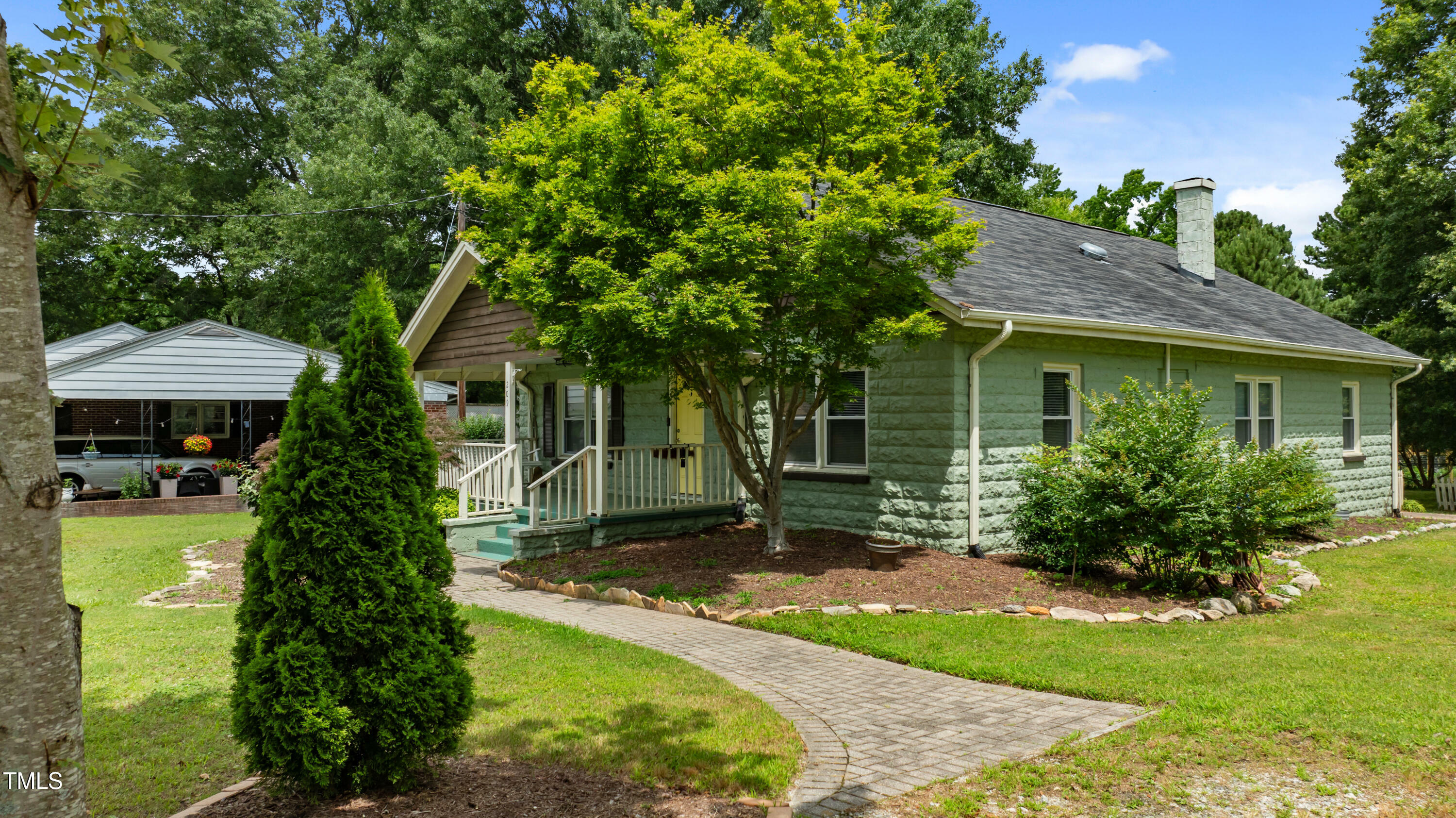 Property Photo: 209 E Winston Street NC 27596