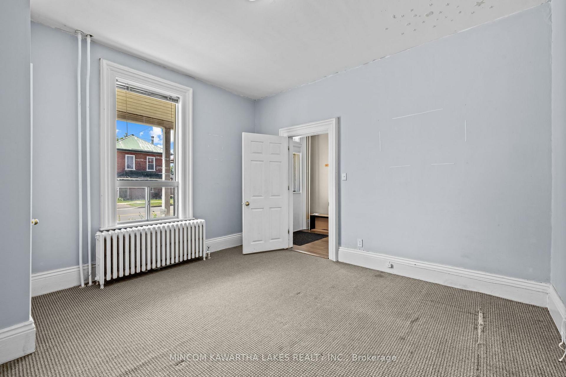 Property Photo: 270 Sherbrooke Street ON K9J 2N6