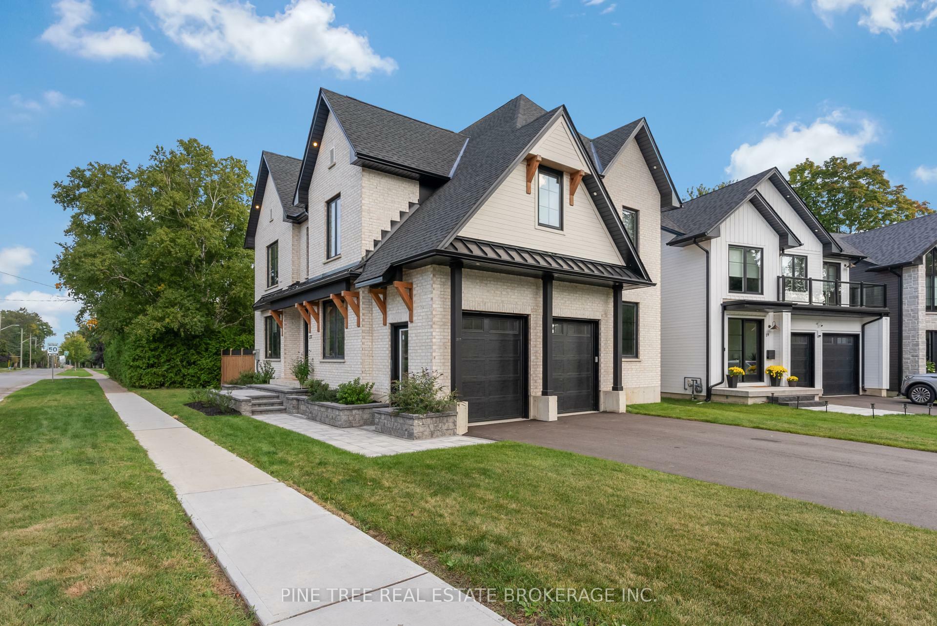 Property Photo: 271 Codrington Street ON L4M 1S7