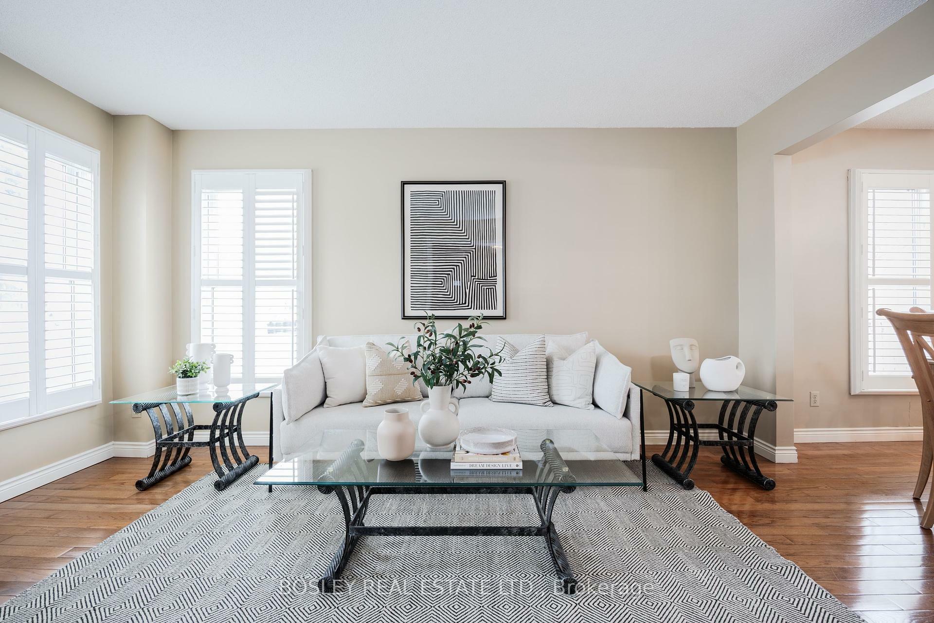 Photo de la propriété: 460 Bud Gregory Boulevard ON L4Z 2K4