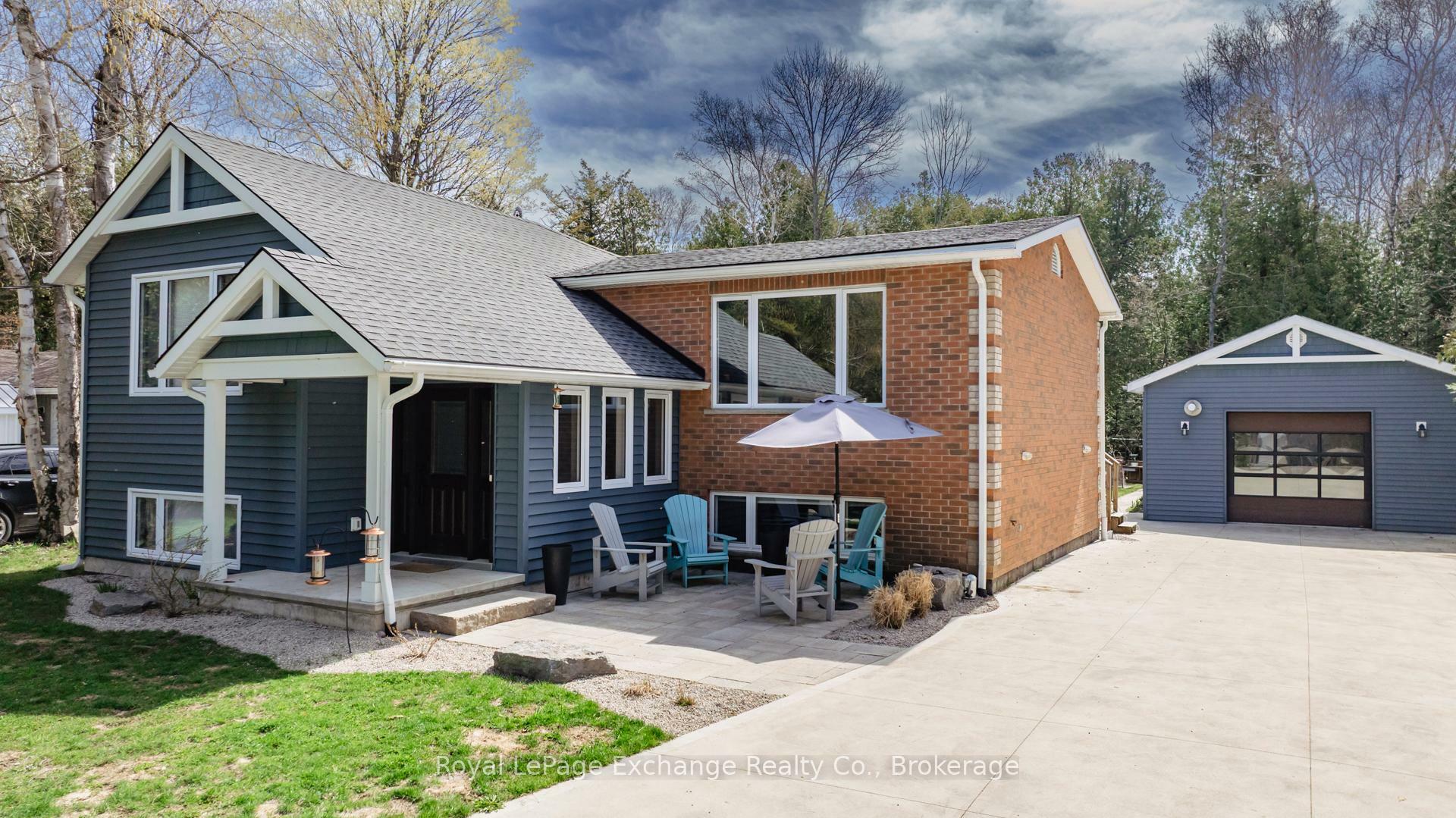 Property Photo: 13 Kuehner Street ON N0G 2T0