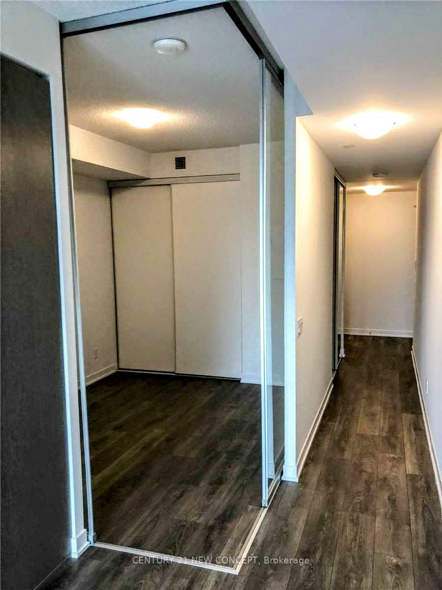 Property Photo: 87 Peter Street 3003 ON M5V 0P1