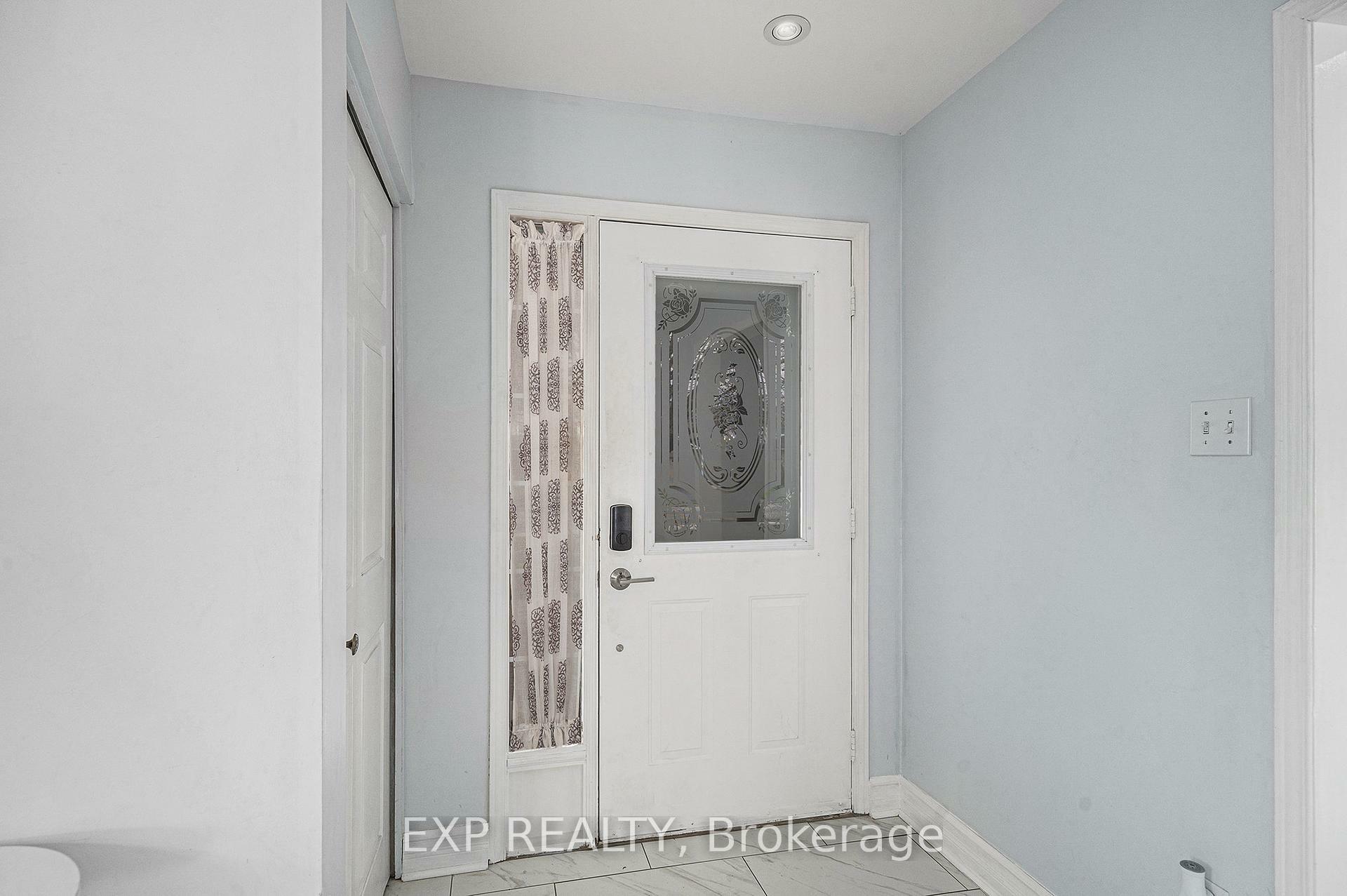 Photo de la propriété:  2161 Gardenway Drive  ON K4A 3T5 