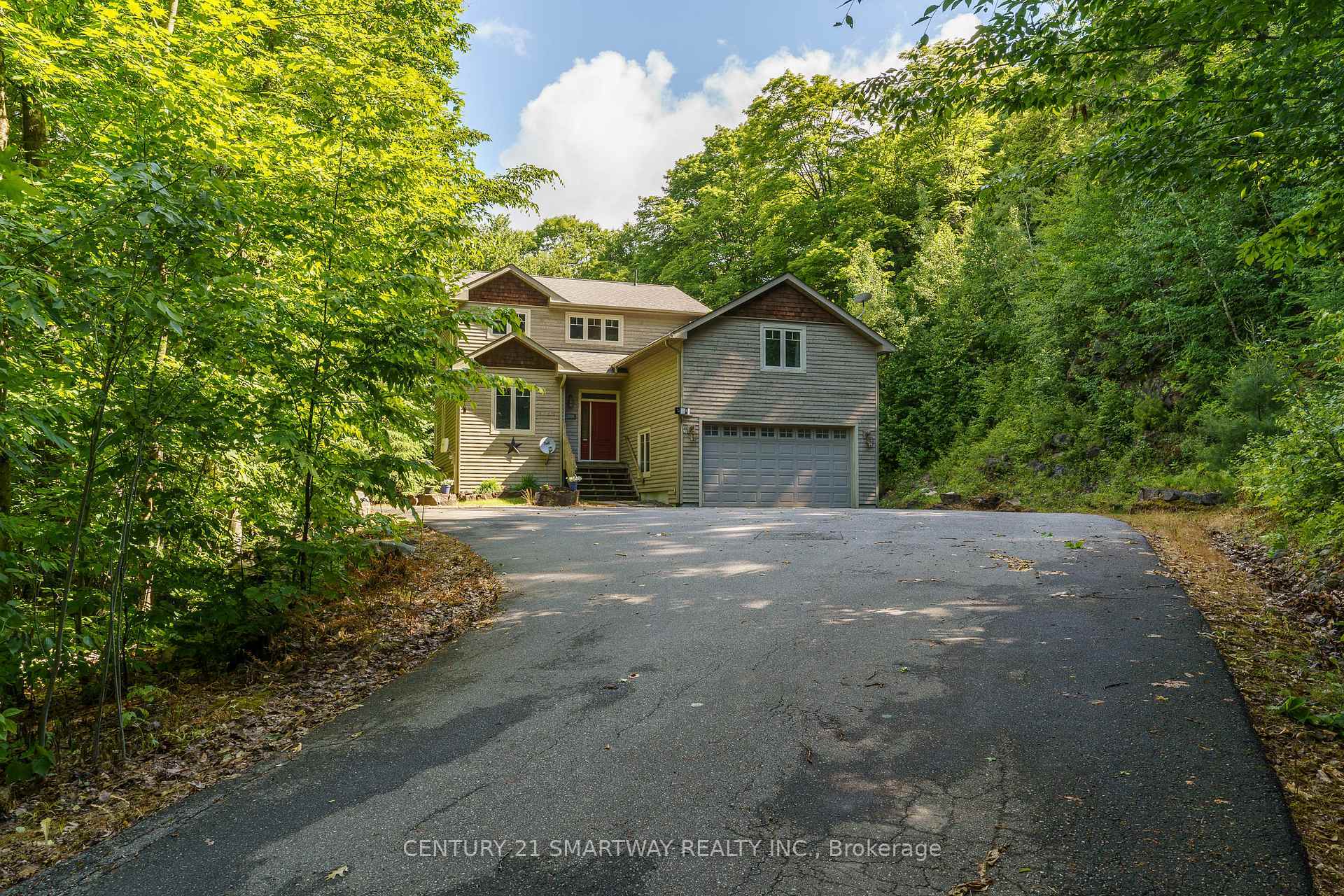 Property Photo: 1066 Tally-Ho Winter Park Road ON P1H 2J6