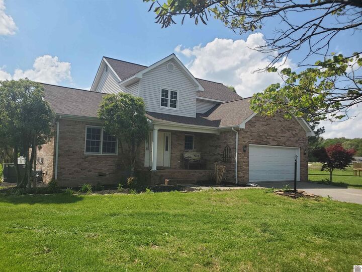 Property Photo: 145 Plantation Way KY 42086