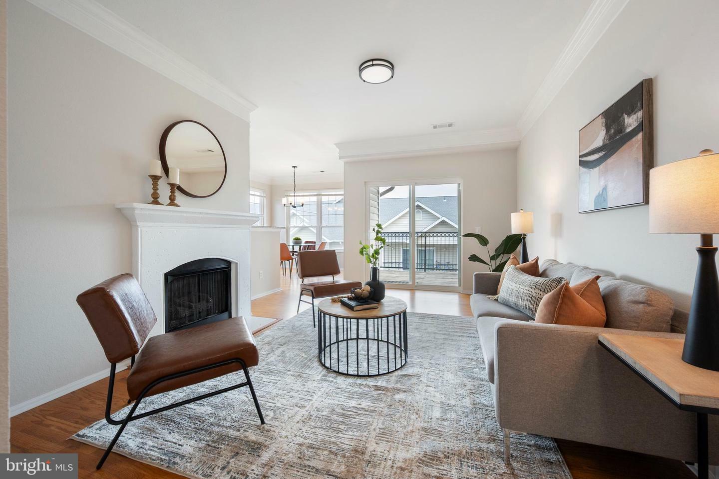 Property Photo: 1530 Spring Gate Drive 9423 VA 22102