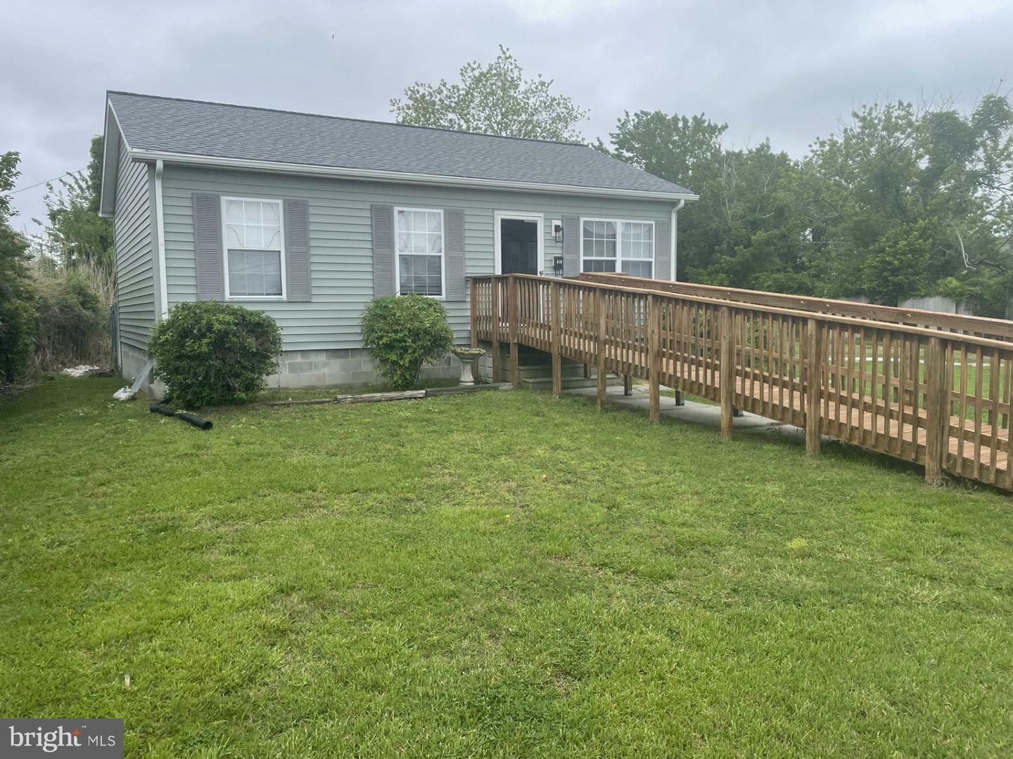 Property Photo: 310 Broadway MD 21817