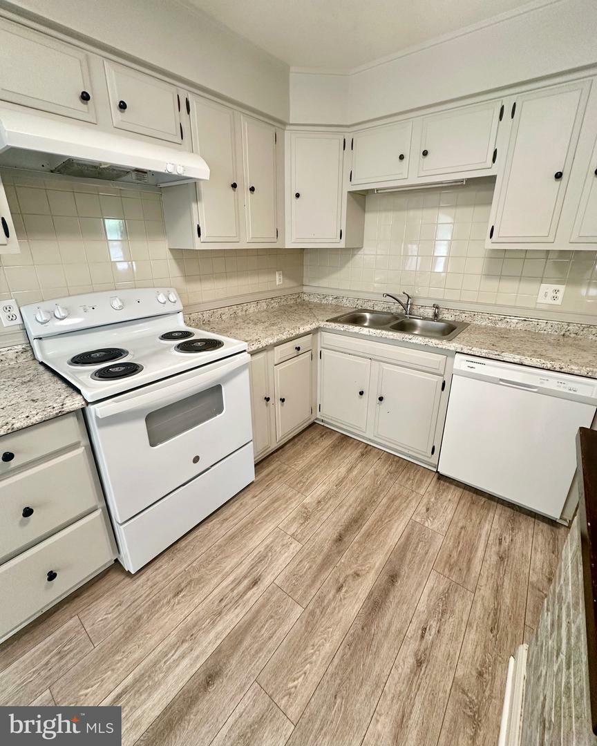 Property Photo: 709 Cornell Street A VA 22401