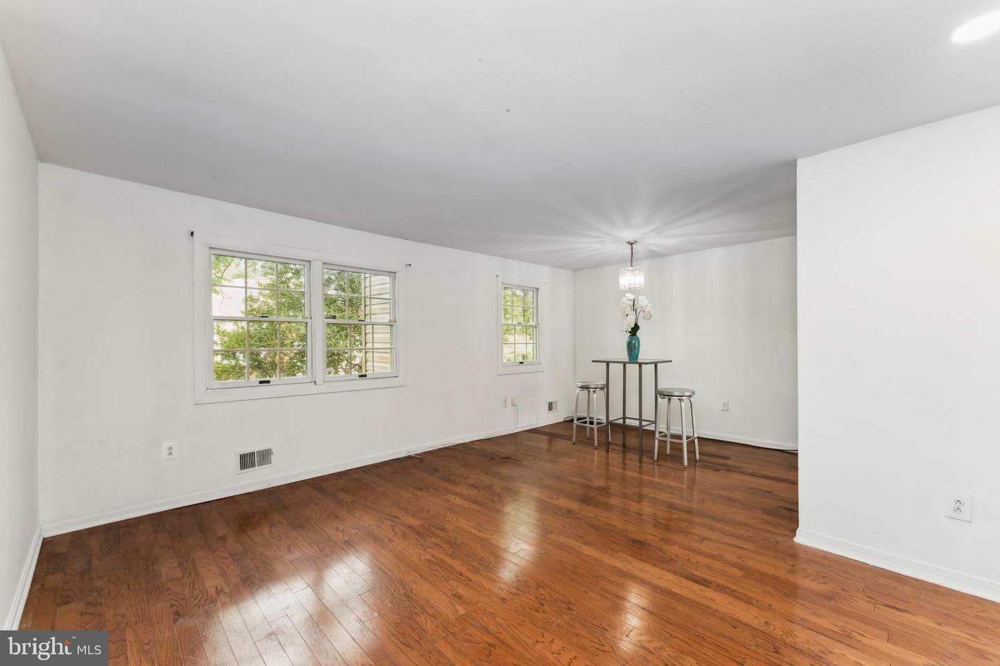 Property Photo: 15 Prairie Rose Court MD 20878