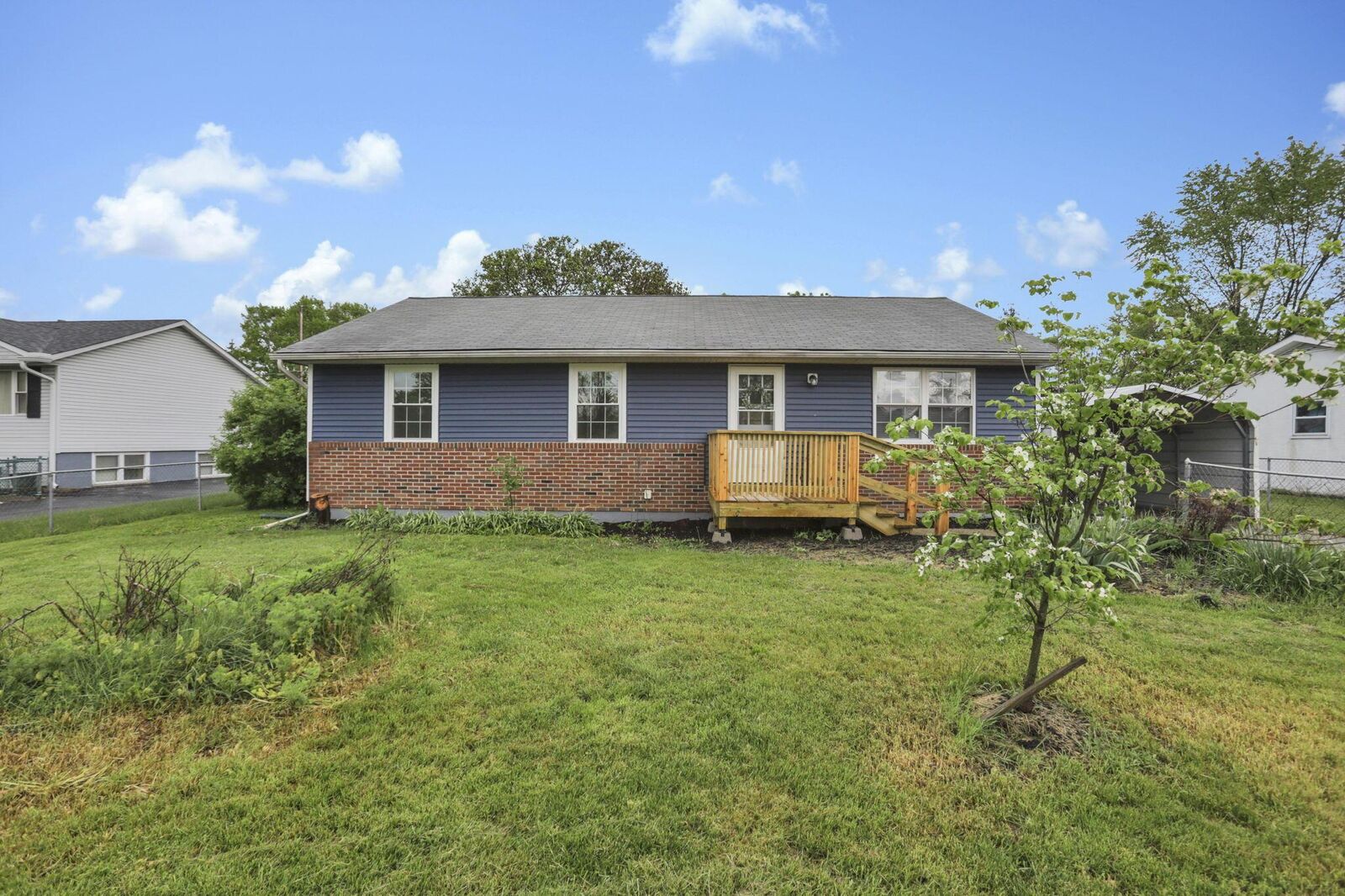 Property Photo:  22 Cherry Street  OH 43125 