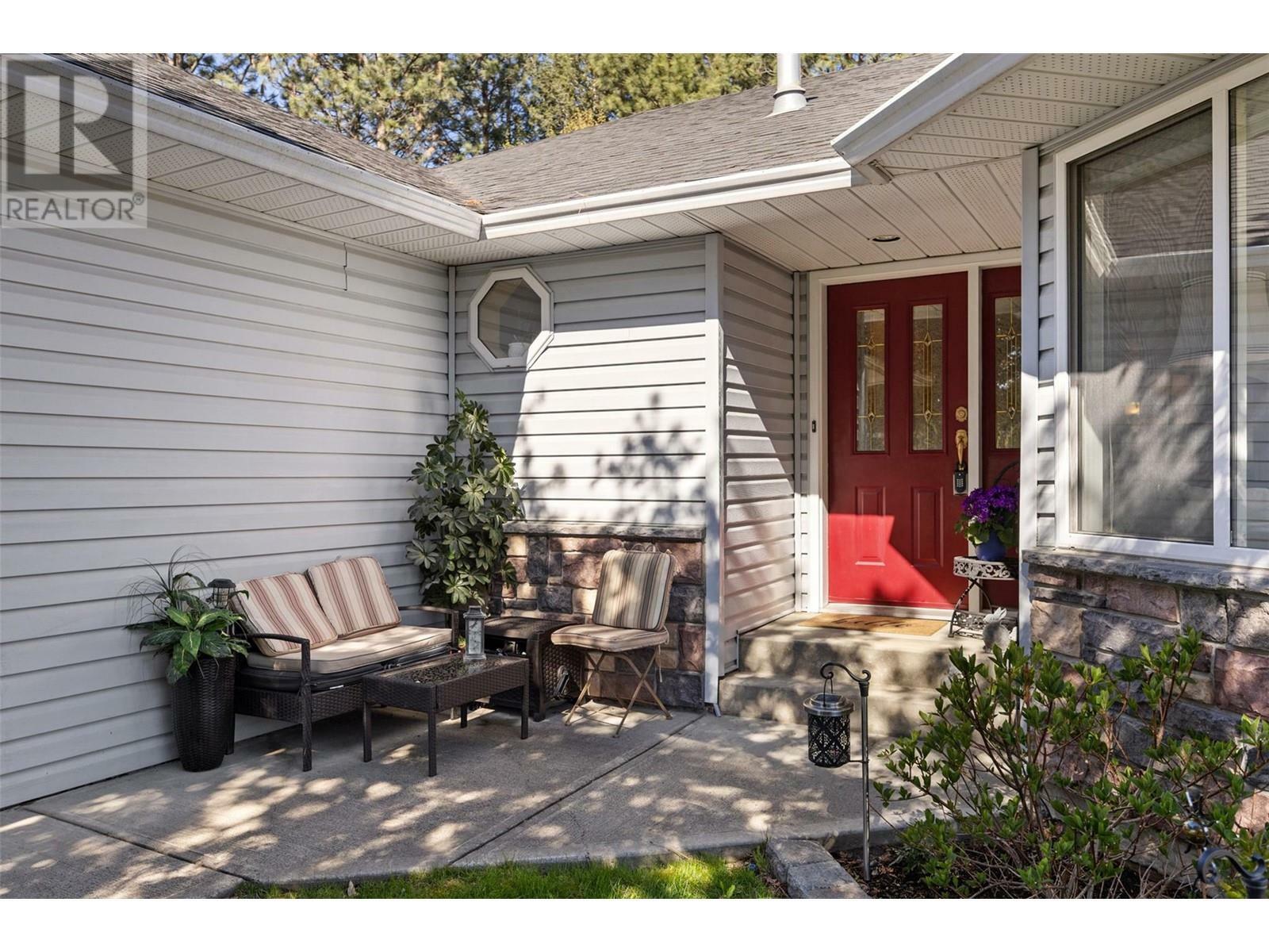 Property Photo: 528 Carmel Court BC V2E 2G3