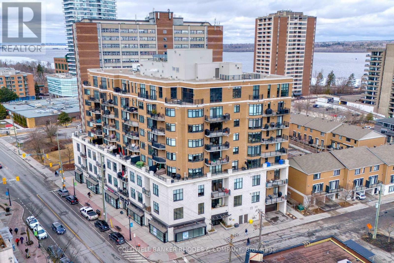 Property Photo: 420 Berkley Avenue 605 ON K2A 4H5