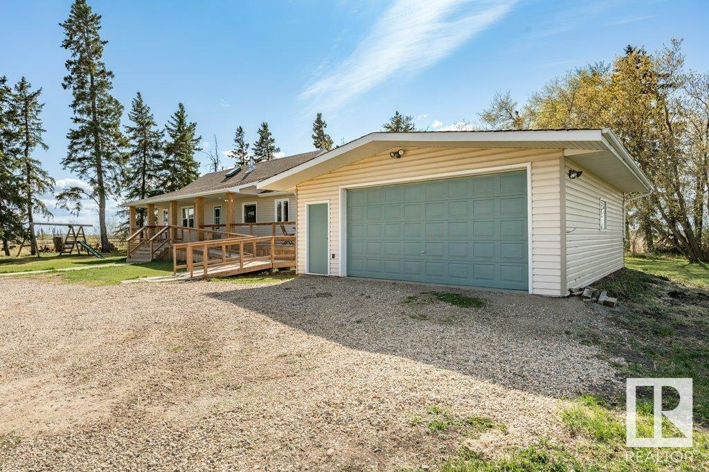 Property Photo: 253044 Twp Road 470 AB T9A 1X2