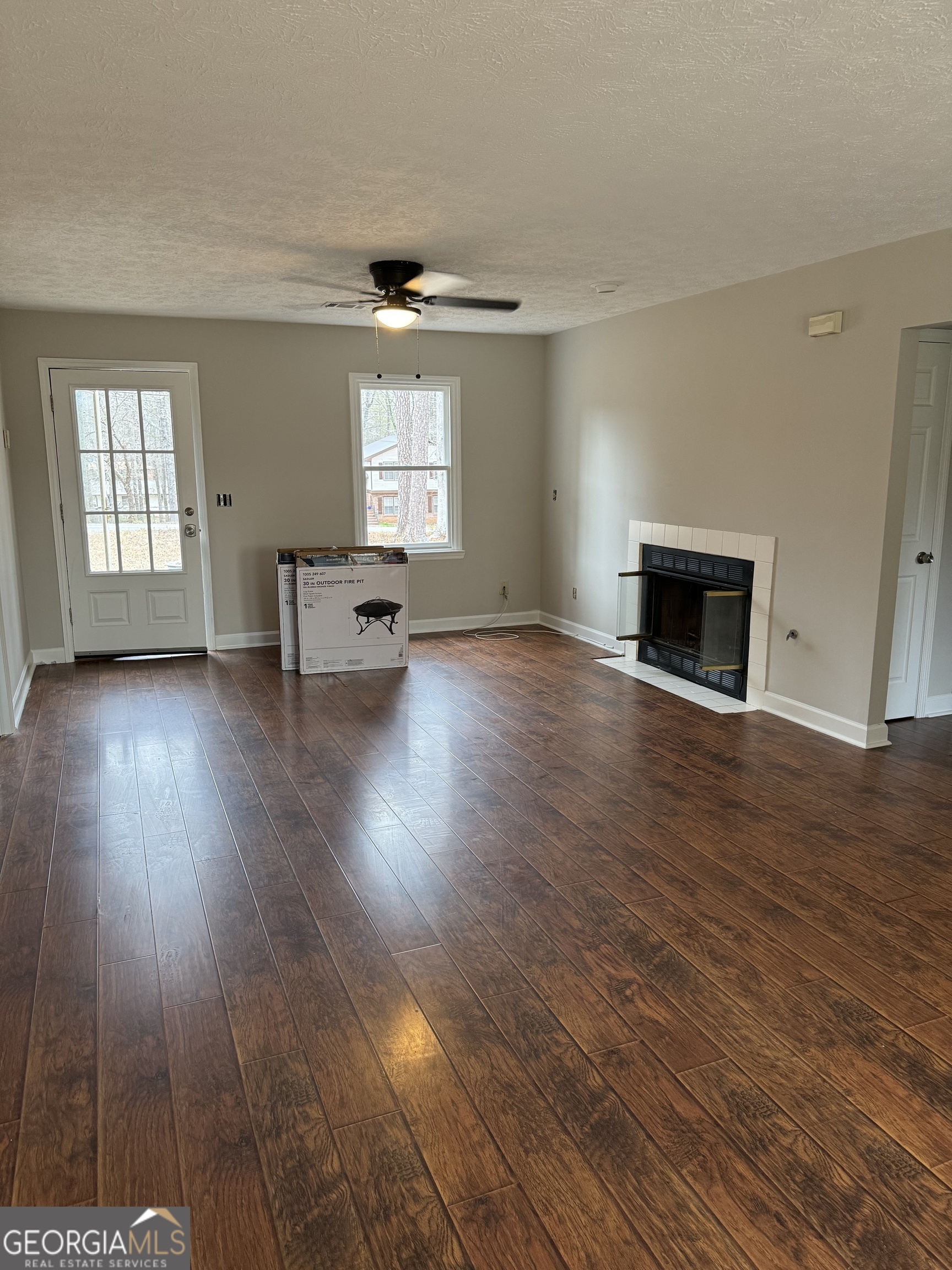Property Photo: 246 Lakewood Drive GA 30263