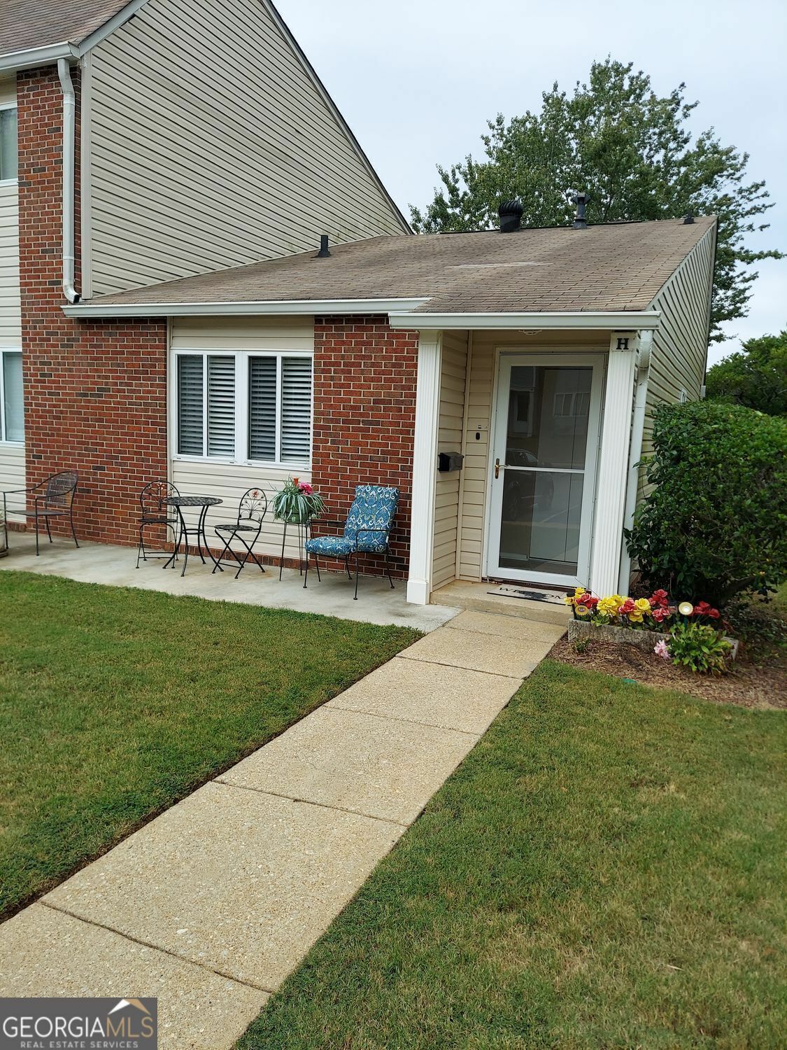 Property Photo: 636 North Avenue H-10 GA 30236