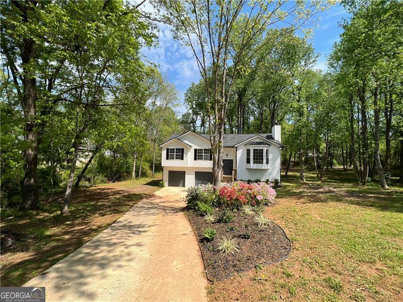 Property Photo: 7160 Royston Way GA 30028