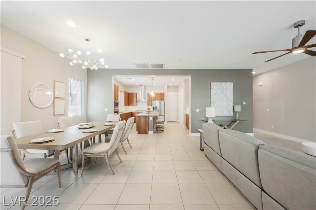 Property Photo: 11262 Cactus Tower Avenue 103 NV 89135