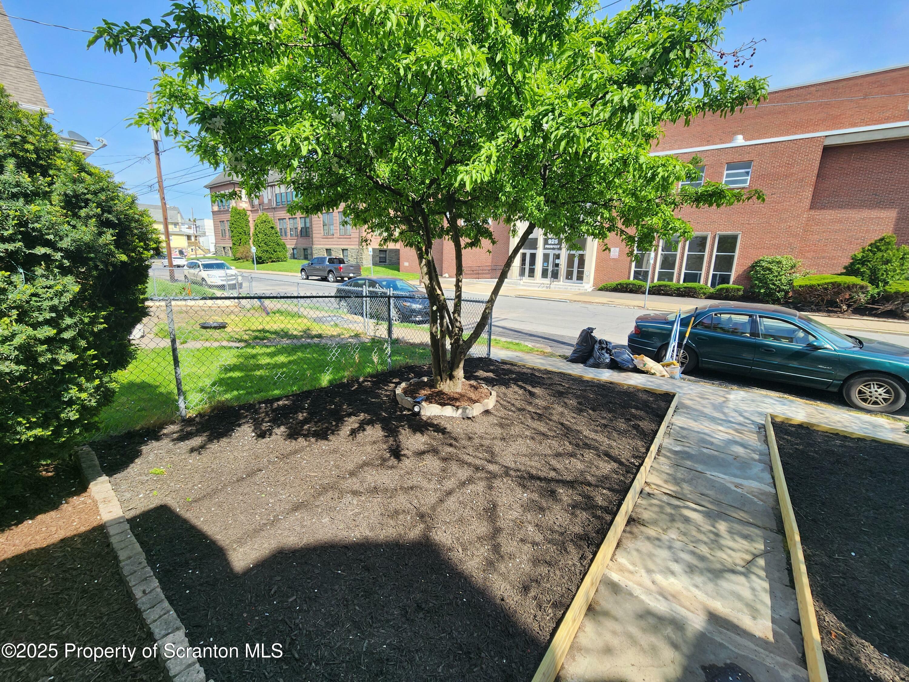 Property Photo: 924 Prospect Avenue PA 18505