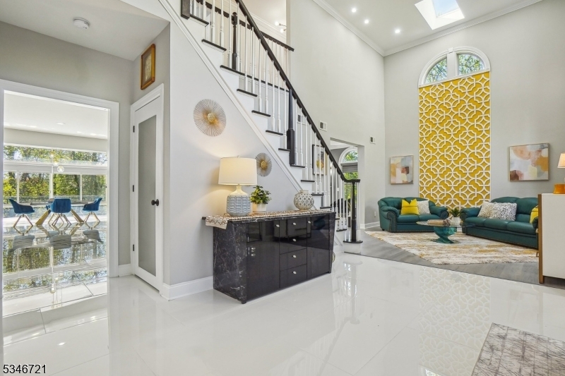 Property Photo: 5 Rosegate Ct NJ 07922
