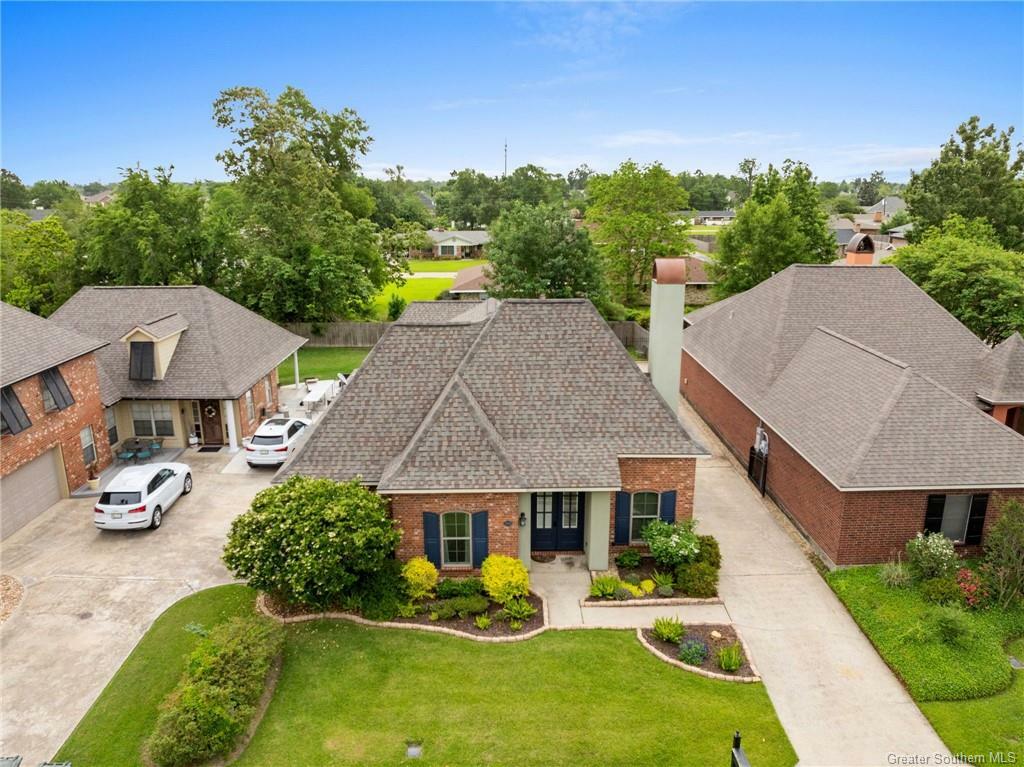 Property Photo: 2225 La Cache Drive LA 70601