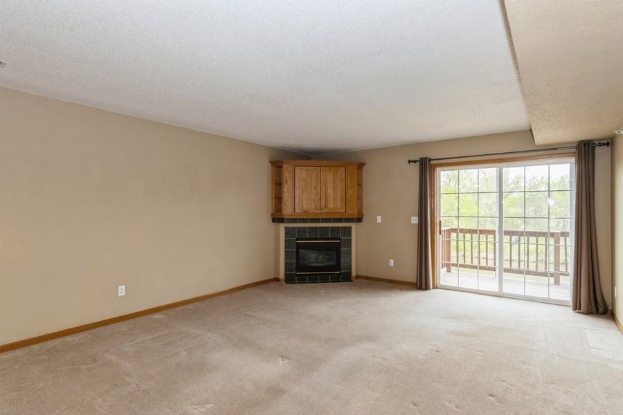 Property Photo:  522 W West Side Dr  IA 52246 
