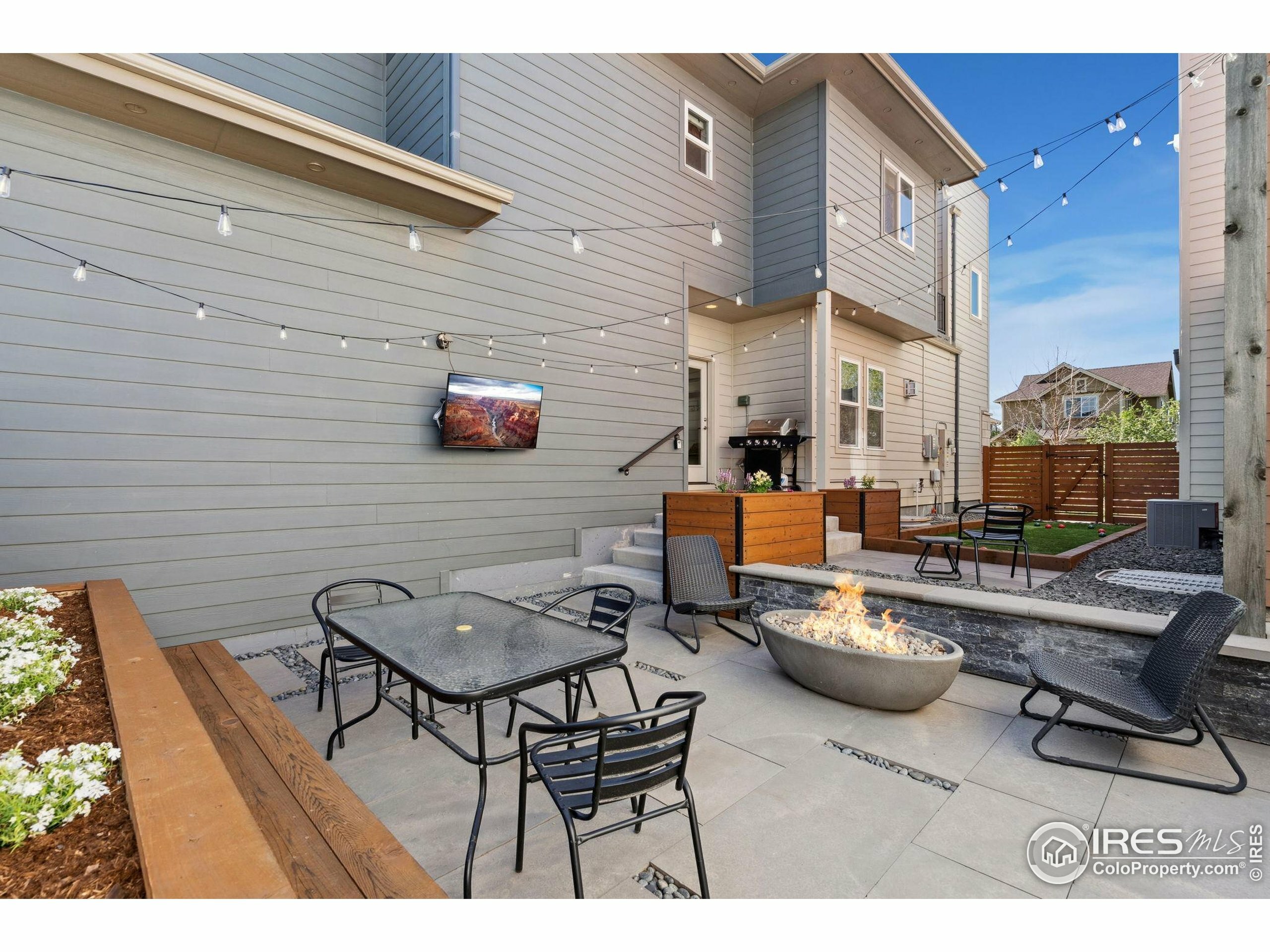 Property Photo: 226 Cajetan St CO 80524