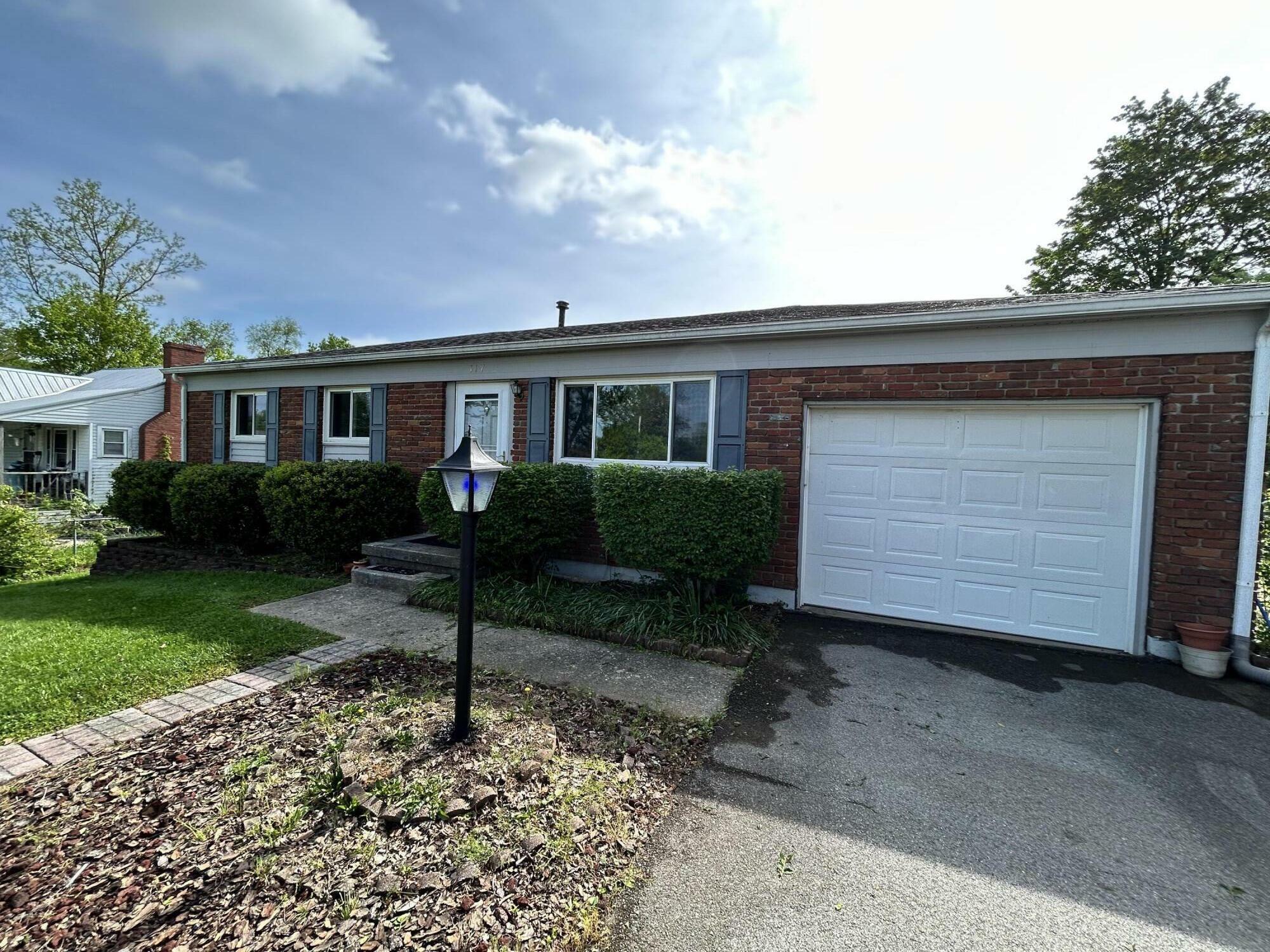 Property Photo: 117 Willowcrest Drive KY 40601