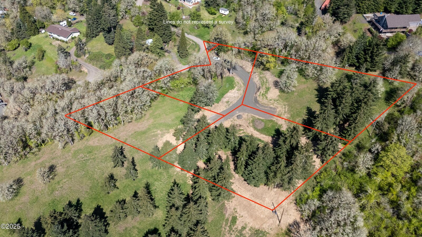 Property Photo: 1200 NE Center Street Lots 1-4 OR 97378