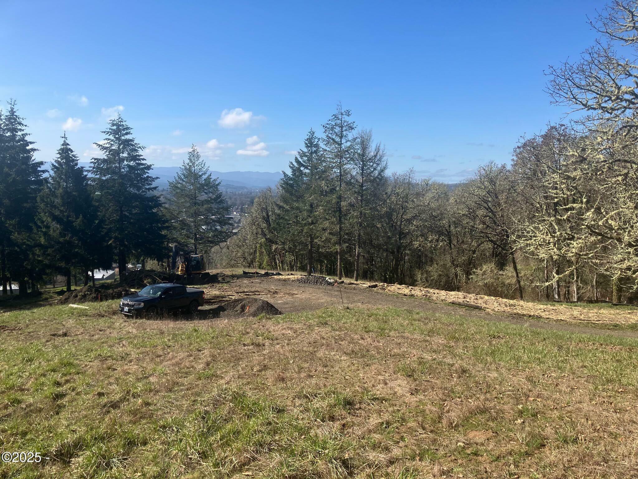 Property Photo: 1200 NE Center Street Lots 1-4 OR 97378