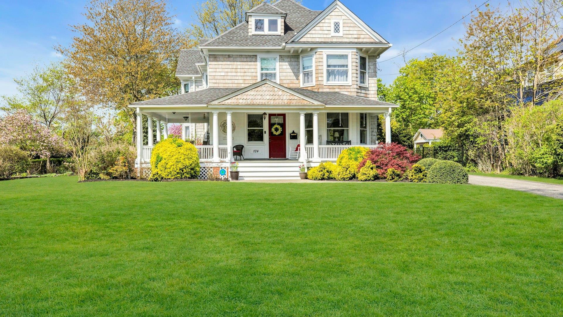 Property Photo: 124 Handsome Avenue NY 11782