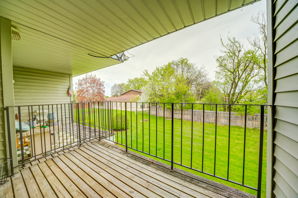 Property Photo:  86 Gant Circle G  IL 60107 