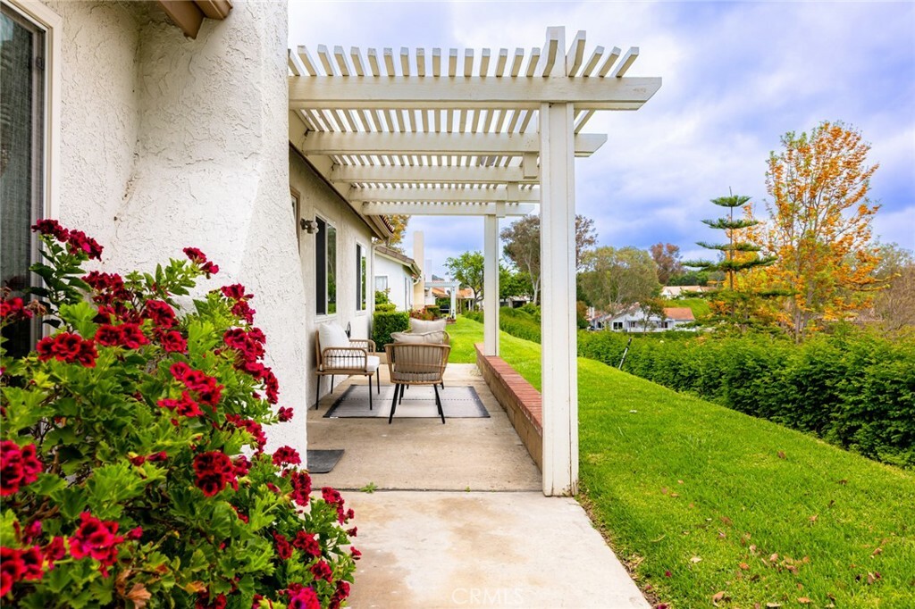 Property Photo: 23999 Delantal CA 92692