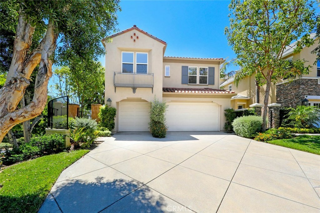 Property Photo: 17 Veneto CA 92657