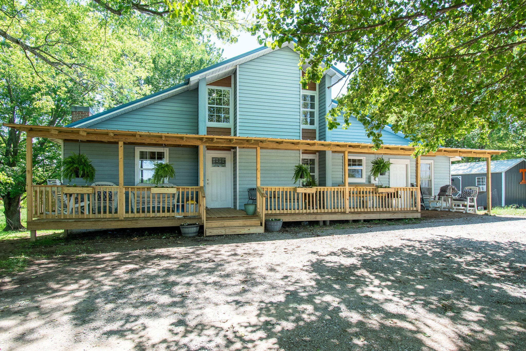 Property Photo: 38 N Old Military Rd TN 38483
