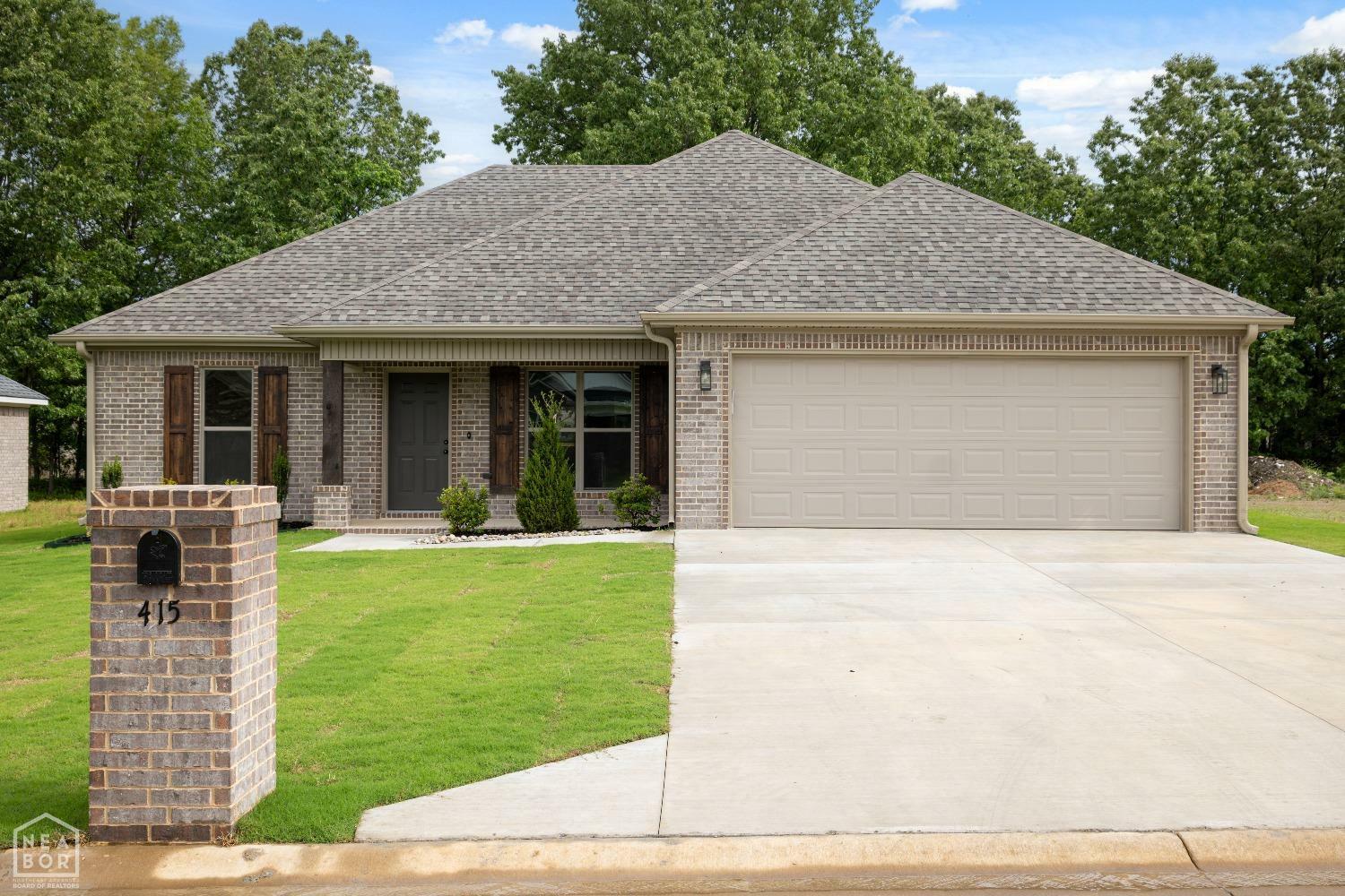 Property Photo: 415 Gia AR 72416