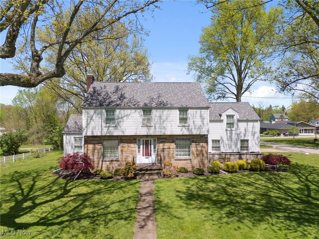 Property Photo: 3307 Lincoln Street E OH 44707