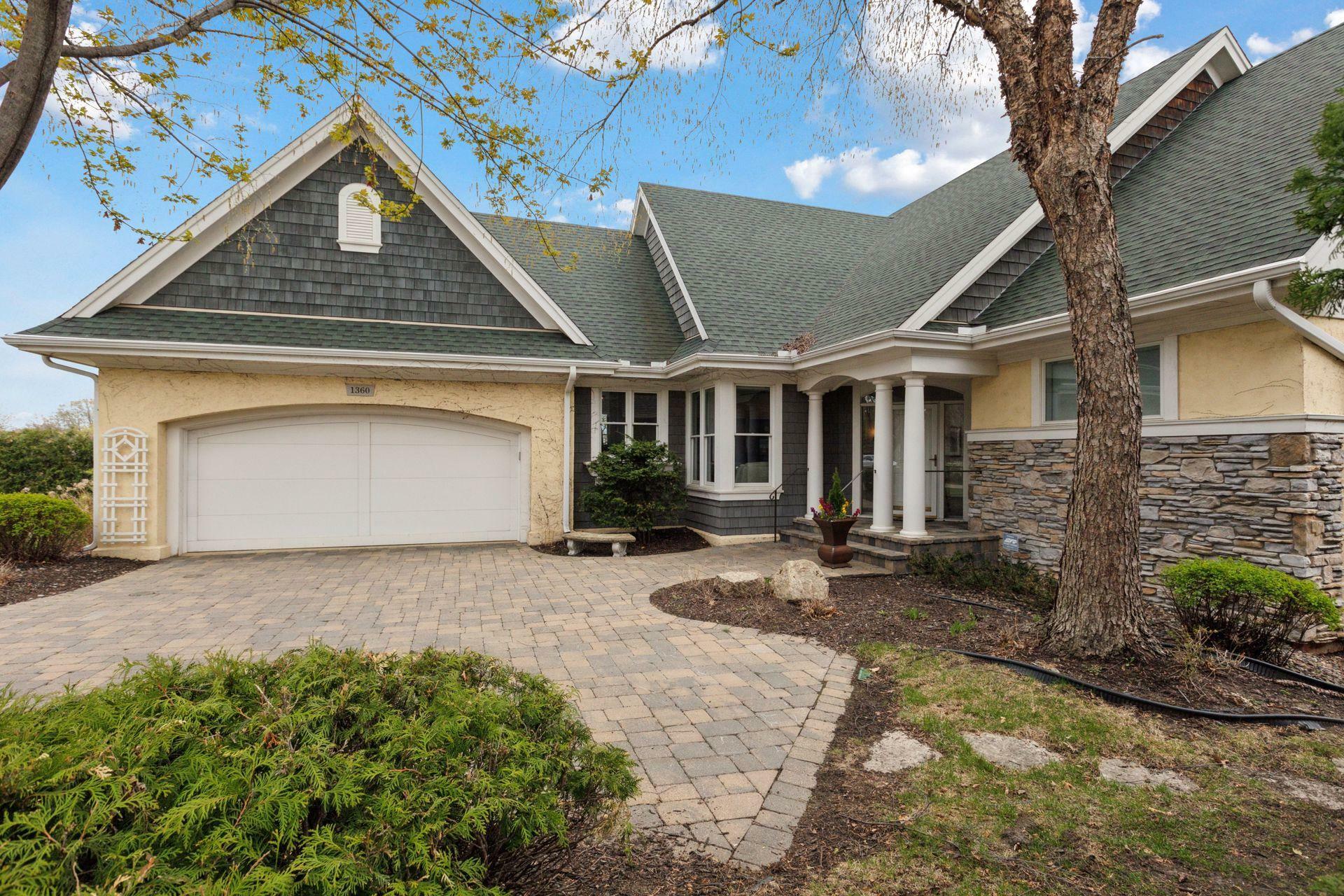 Property Photo: 1360 Skyline Drive MN 55422