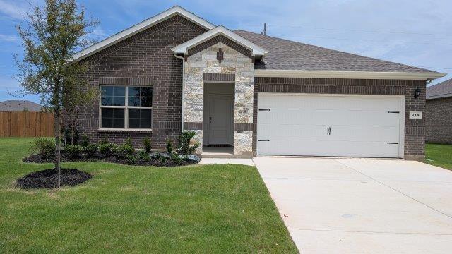Property Photo:  949 Traction Trail  TX 76031 