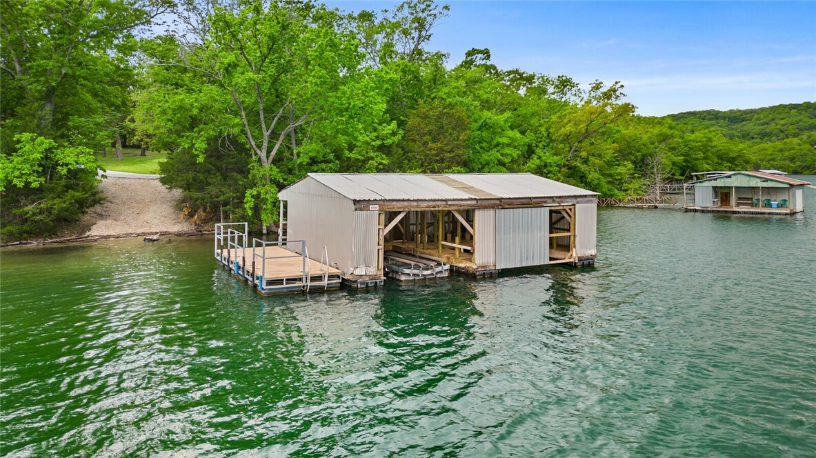 Property Photo: 21526 Indian Creek Place AR 72732