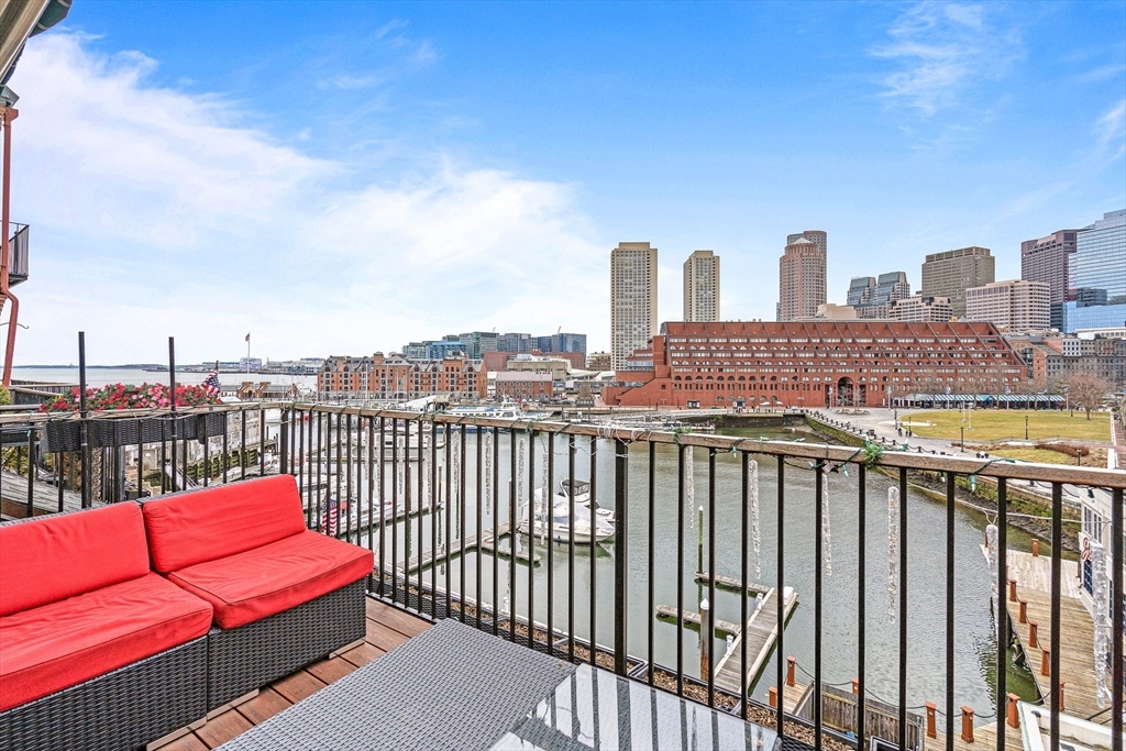 Property Photo: 39 Commercial Wharf 7 MA 02110