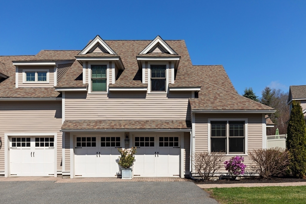 Property Photo: 44 Sunset Ridge Ln 44 MA 01740