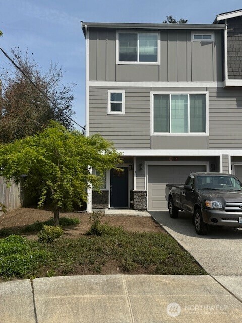 Property Photo: 19515 22nd Avenue SE 1 WA 98012