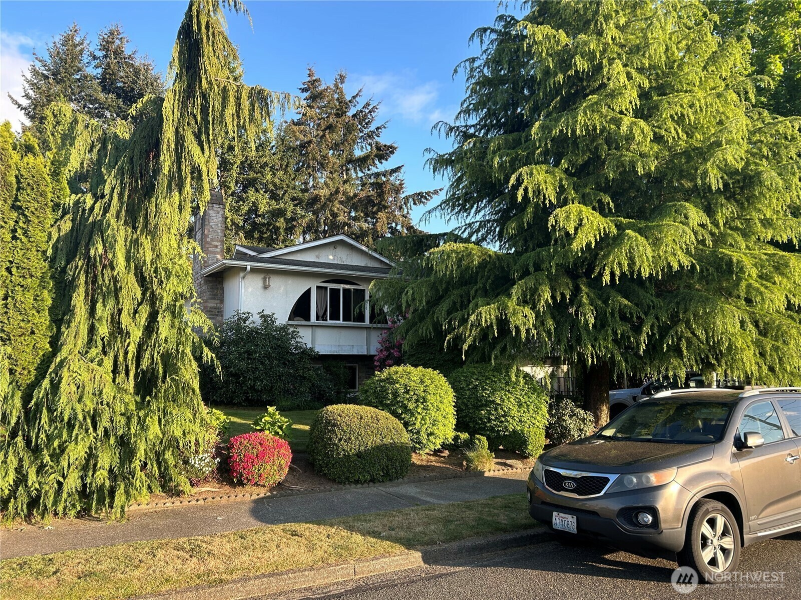 Property Photo: 1733 N James Street WA 98406