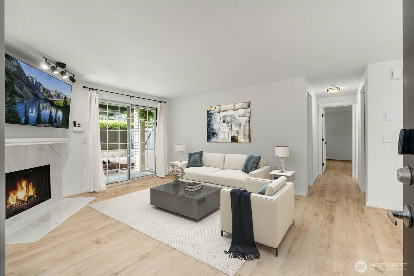 Property Photo: 916 3rd Avenue A101 WA 98033