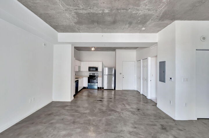 Property Photo:  234 NE 3rd Street 2206  FL 33132 