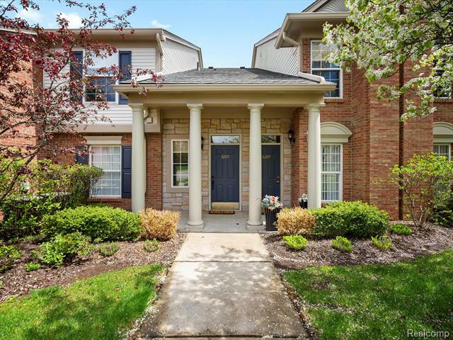 Property Photo: 5289 Brookemonte Circle MI 48306