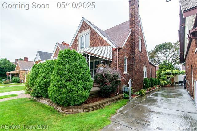 Property Photo: 7527 Hartwell Street MI 48126