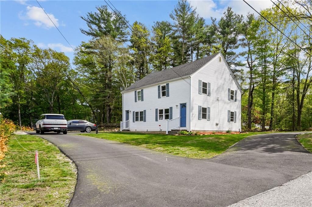 Property Photo:  8 Battey Drive  RI 02828 