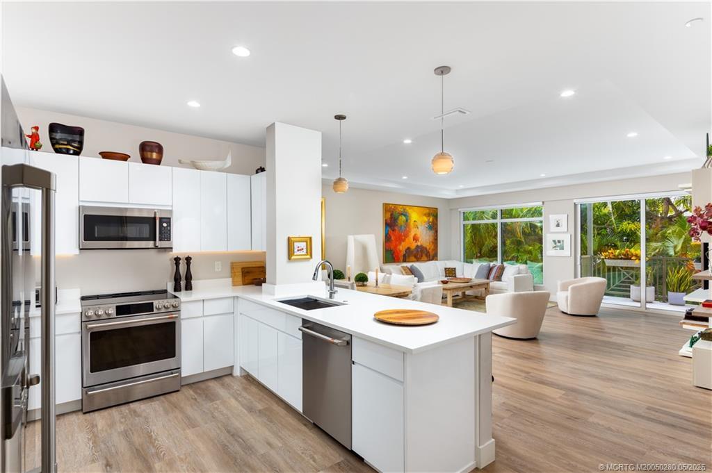 Property Photo:  41 Seminole Street SW 208  FL 34994 