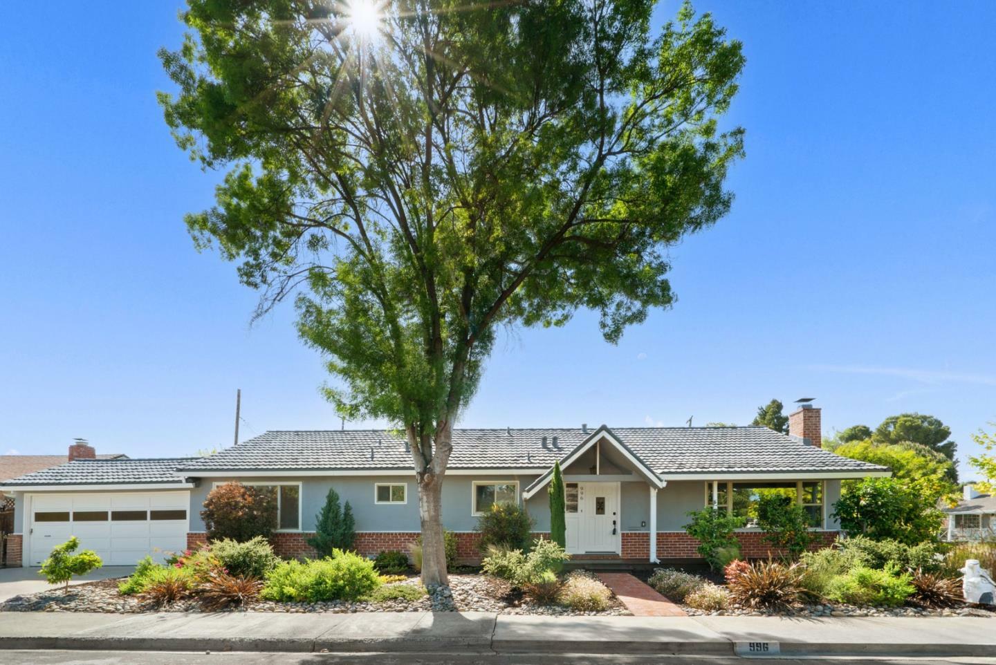 Property Photo: 996 Elizabeth Drive CA 95050